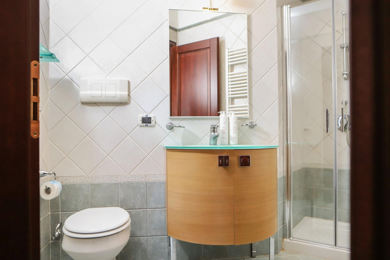 Others 3, Appartamento con Terrazzo a Capodimonte, Napoli
