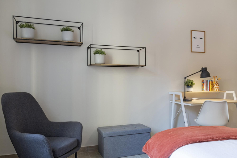 Room 3, Carignano Design Apartment 7 by Wonderful Italy, Genova
