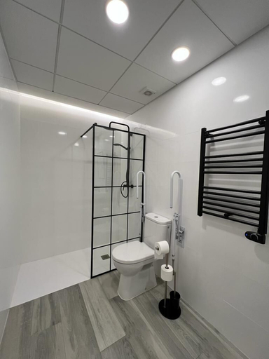 Bathroom 2, CH Tanez Carolina, Madrid