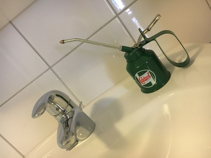 Bathroom, Nringrooms Exit-Breidscheid, Ahrweiler