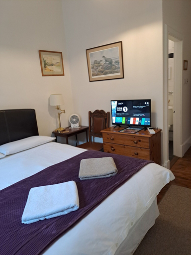 Bedroom 4, Lantern Guest House, Edinburgh