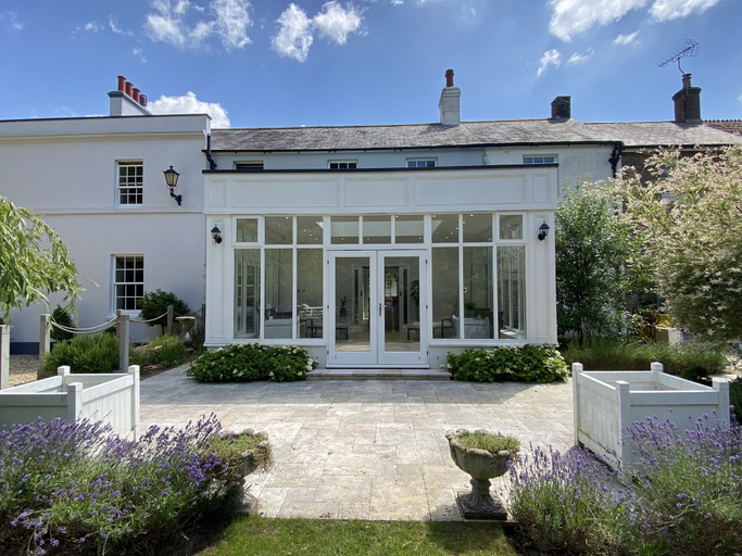 Others 5, Stunning and Luxurious Manor House Holiday Home, Dorset