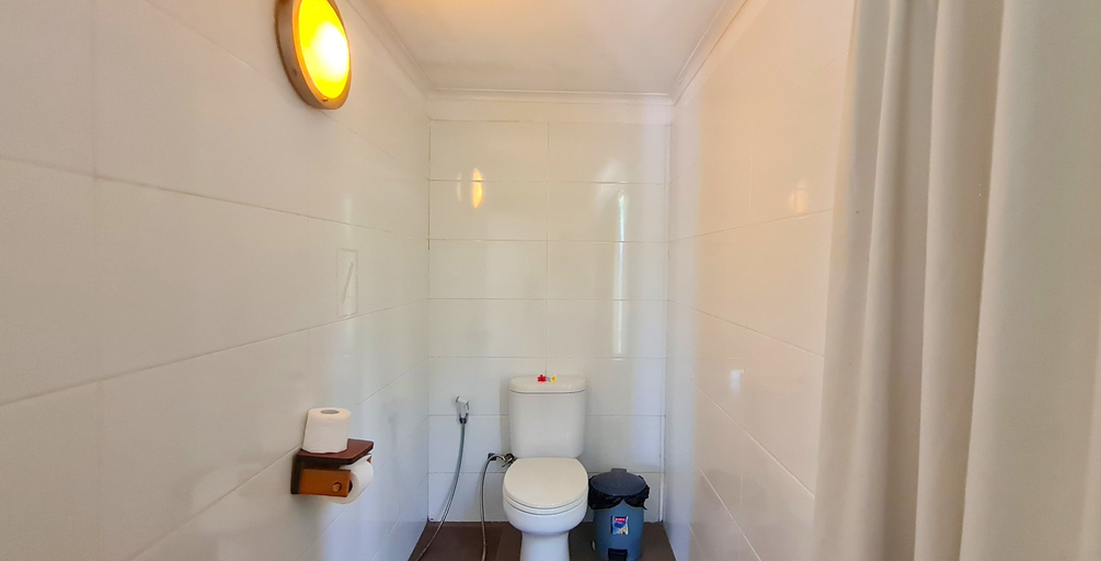Bathroom 4, The Trawangan Resort, Lombok