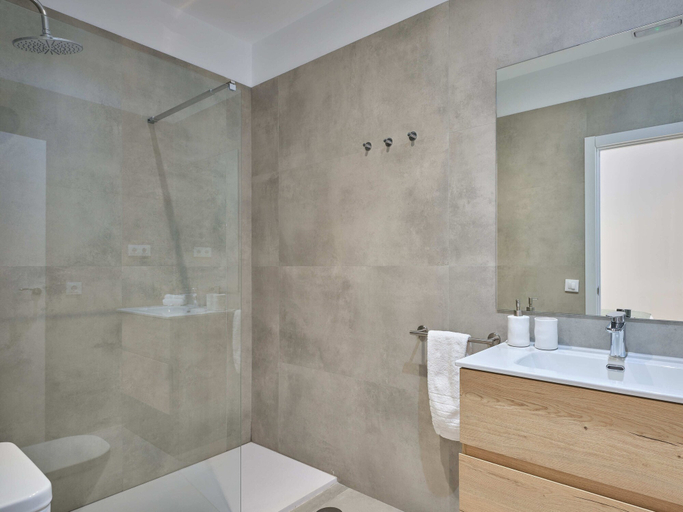 Bathroom 5, Paseo Suites Hotel, Madrid