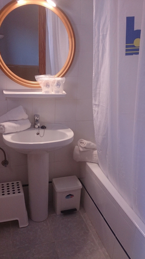 Bathroom 4, Hotel Bellavista, Baleares