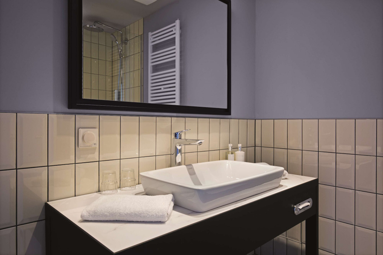 Bathroom 5, Hotel Berlin, Berlin, a member of Radisson Individuals, Berlin