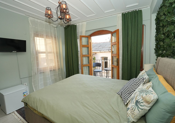 Champagne service 2, Sam Suite Apartments İstiklal, Beyoğlu
