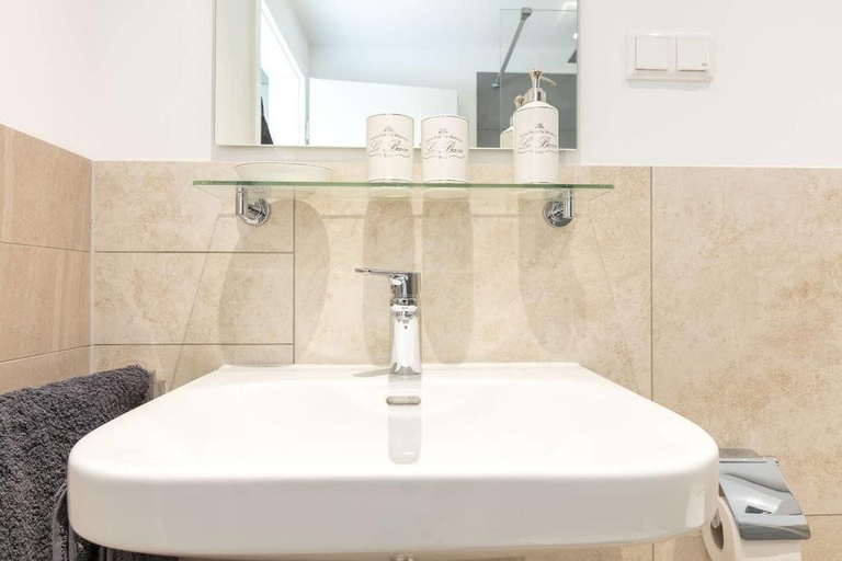 Bathroom 3, Chillinghouse 11, Rhein-Sieg-Kreis