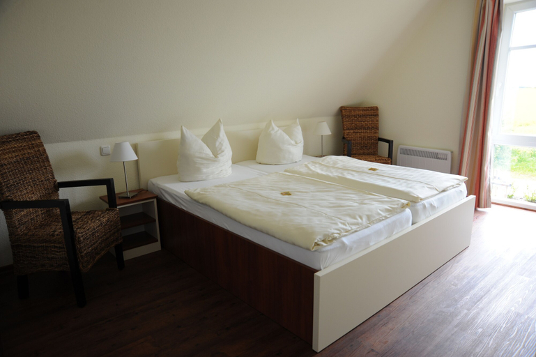 Bedroom 2, Bauernhof Koehlbrandt, Ostholstein