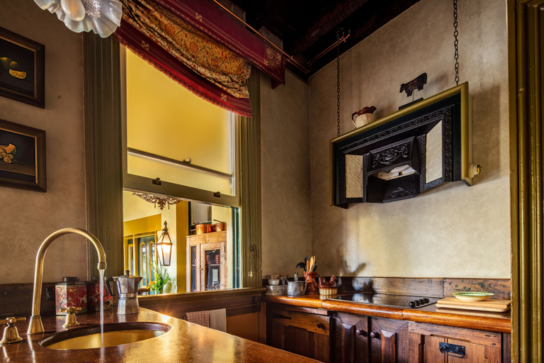Food & Drinks 5, The Corinda Collection, Hobart