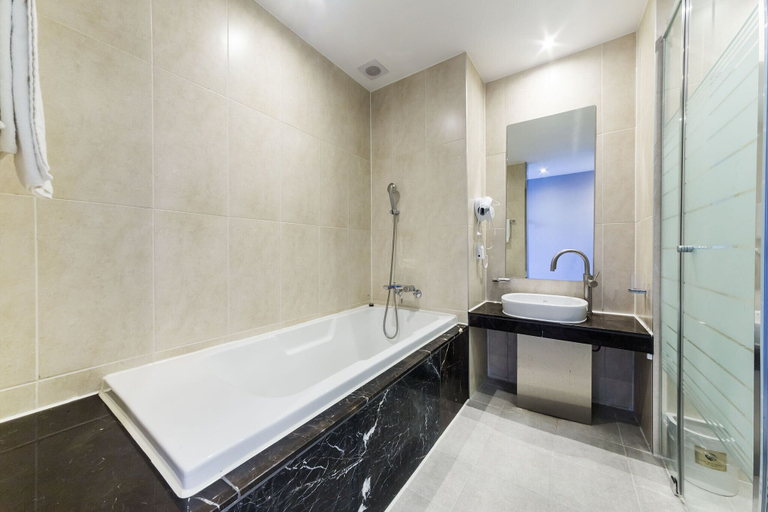 Bathroom 3, Incheon Hotel Bluemarine, Jung