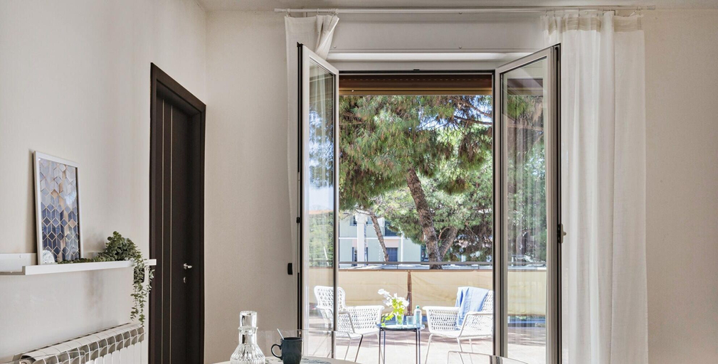 Room 4, Shelley Apartments - Sky by Wonderful Italy, Genova