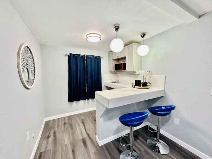 Bathroom 7