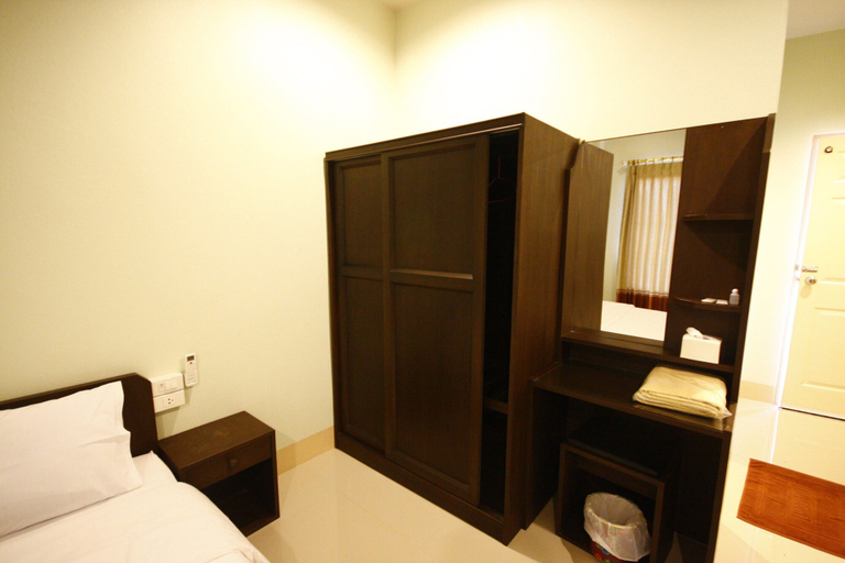 Bedroom 3, Wattanawan Hotel, Thoeng