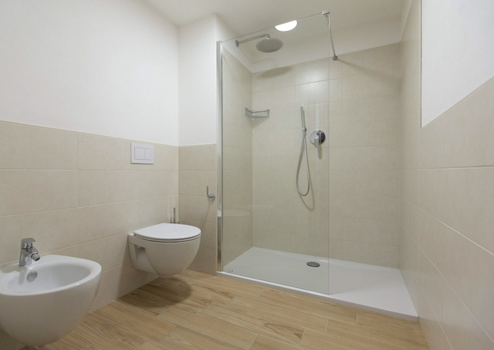 Bathroom 3, Residence Adele, Sondrio