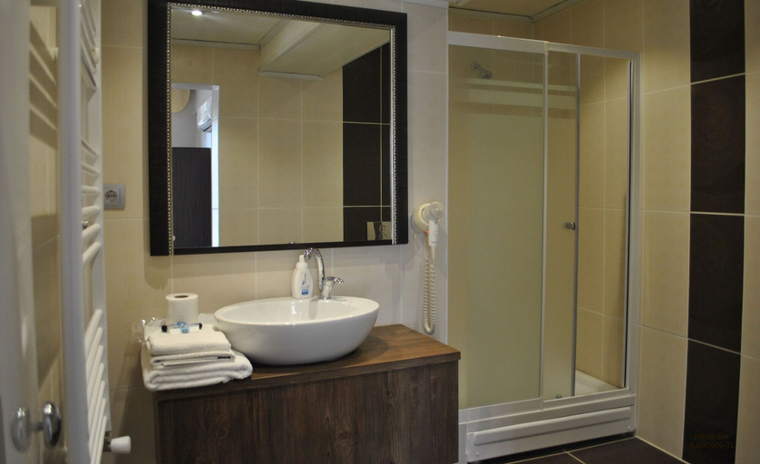 Bathroom 5, Cem Hotel, İznik