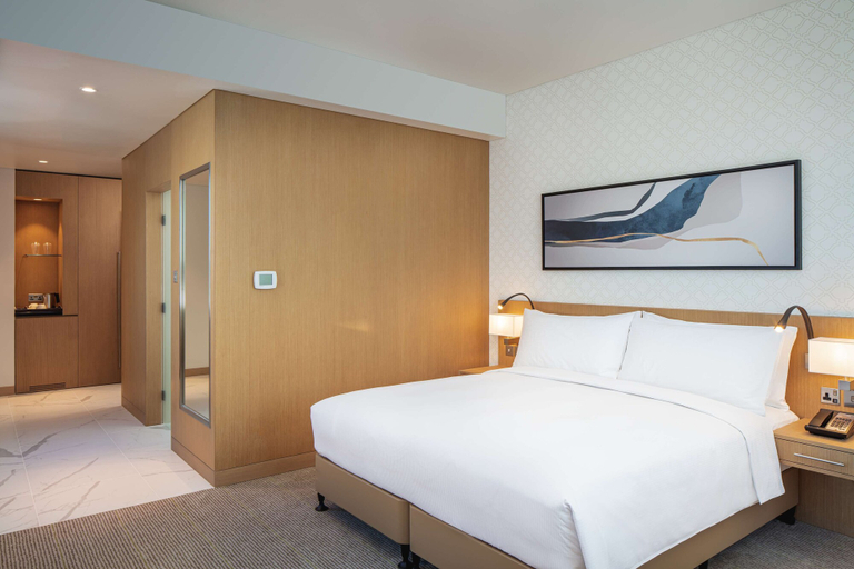 Bedroom 3, Doubletree By Hilton Fujairah City, Fujairah