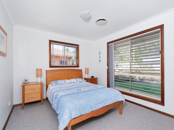 Bedroom 2, Little Rocky at Fingal Bay, Port Stephens
