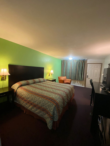 Bedroom 2, Sunrise Inn, Jasper