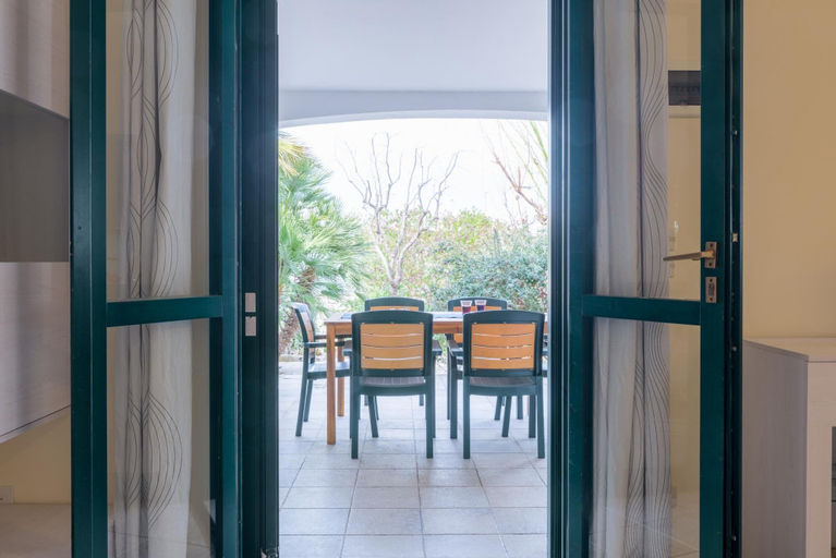 Room 2, Blue Sea - Villa Aquilone, Brindisi