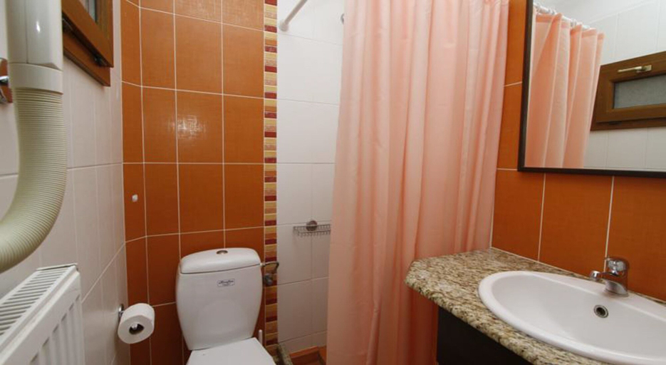 Bathroom, Aphrodite Lemnos, North Aegean