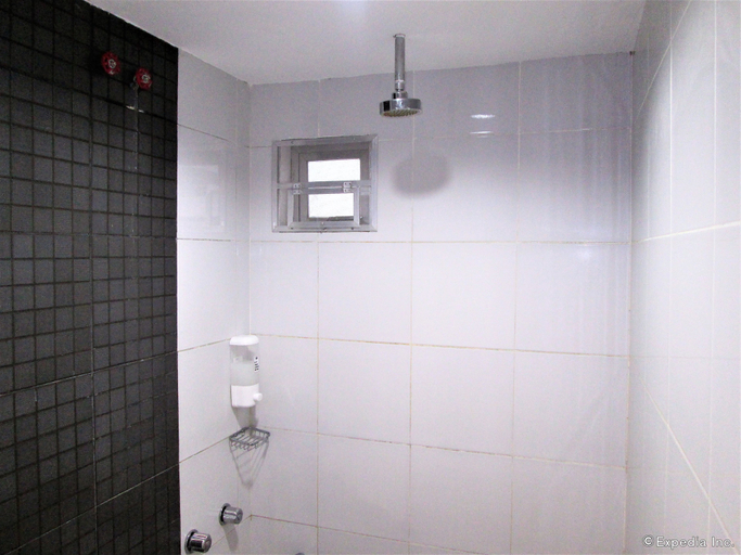 Bathroom 4, G-Galyx InnHotel, Cagayan de Oro City