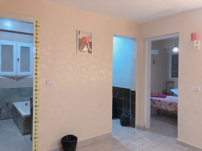 Others 4, Midtown Homes & studios, Qasr an-Nil
