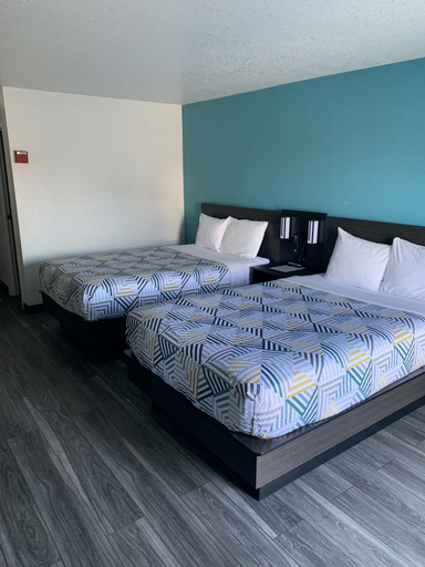 Bedroom 2, Motel 6 Lincoln, NE - Airport, Lancaster