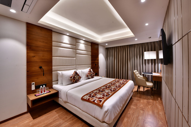 Bedroom 4, Regenta Fairlark Vadodara, Vadodara