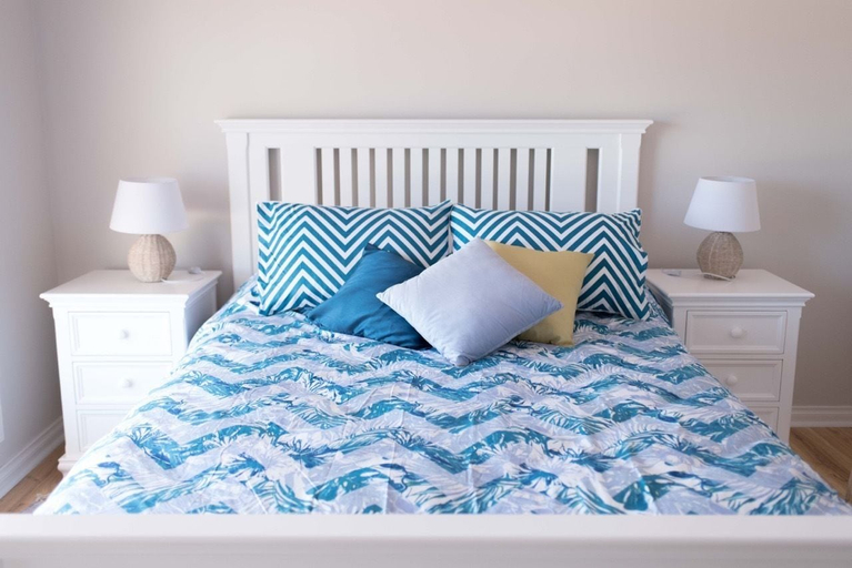 Bedroom 2, Shades of Blue Eco Retreat, Streaky Bay