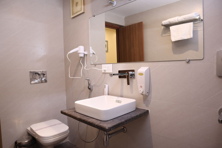 Bathroom 3, Hotel Sharda Residency, Patna