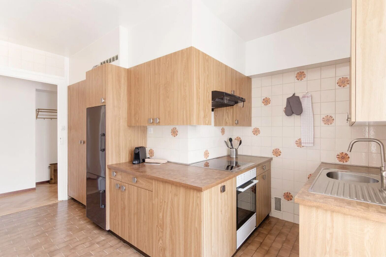 Private kitchen 2, Mole Residence by Homenhancement, Genève