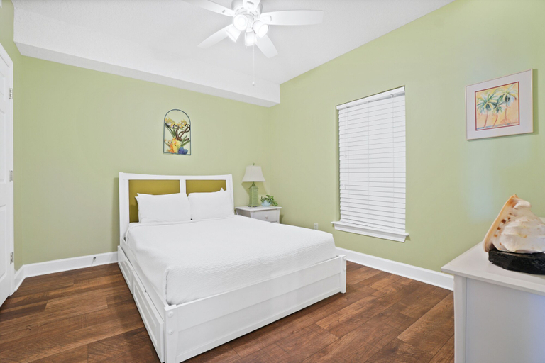 Bedroom 3, Emerald Isle Beach Resort by Panhandle Getaways, Bay