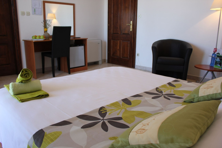 Bedroom 3, Villa Diana, Vodice