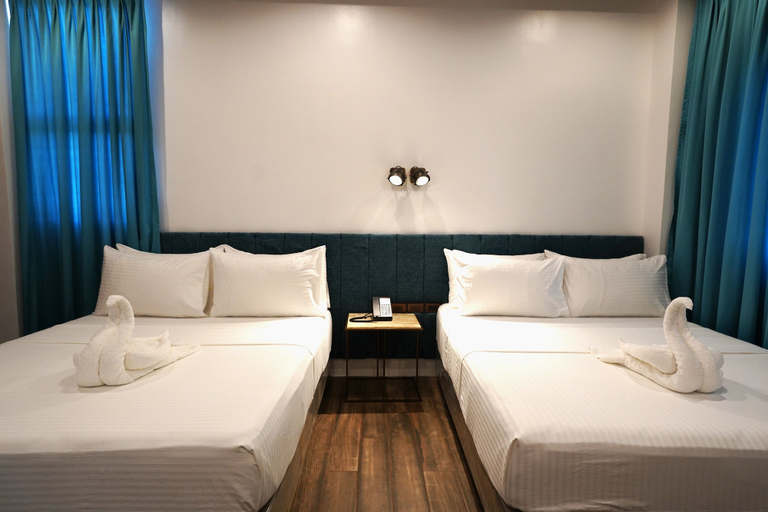 Bedroom 5, Lighthouse Point Hotel, Dumaguete City