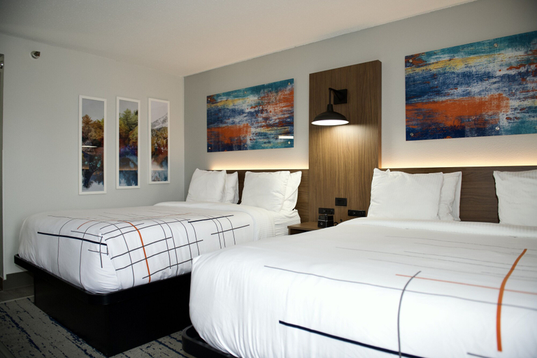 Bedroom 3, La Quinta Inn by Wyndham Wausau, Marathon