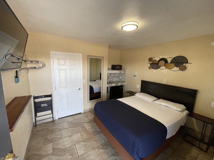 Bedroom 6