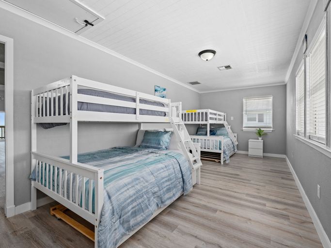 Bedroom 3, Bayalicious, Aransas