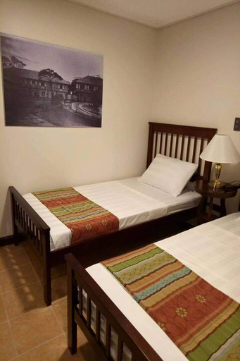 Bedroom 2, Metro Vigan Inn - Annex, Vigan City