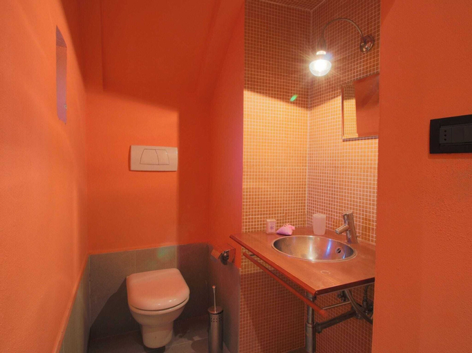 Bedroom 4, Spacious Holiday Home in Castelfranco di Sopra with Pool, Arezzo