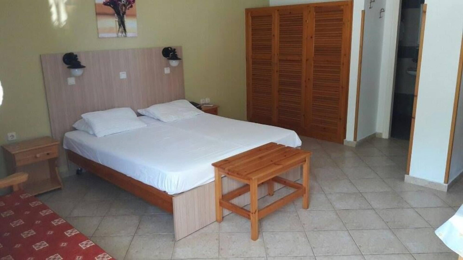 Bedroom 3, Zafiria Apartments, North Aegean