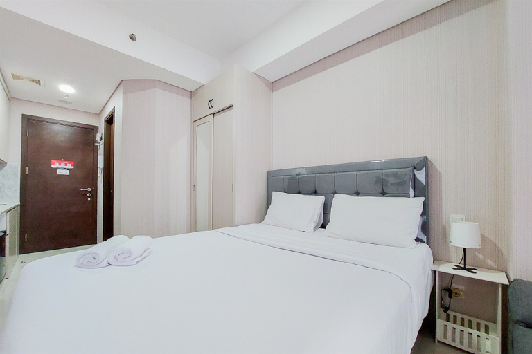Room 3, Nice And Elegant Studio Near Campus At Pacific Garden Alam Sutera Apartment, Tangerang