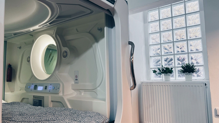 Interior 3, Space One Vienna - Sleeps 8 - Affordable & Central, Wien