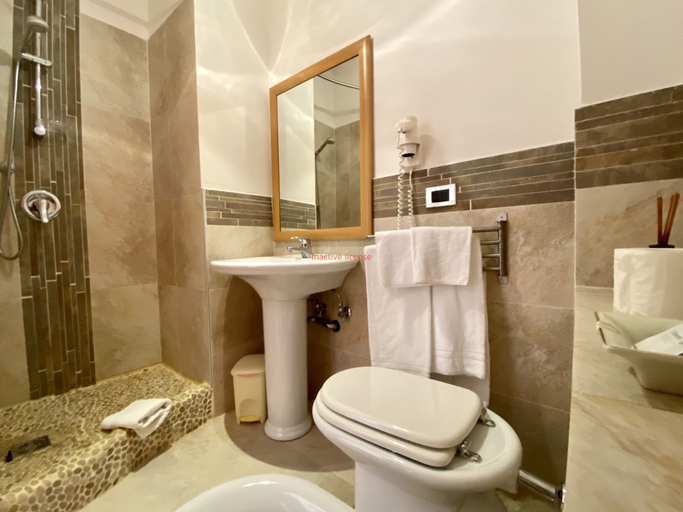 Bathroom 3, B&B da Ronald...a Pian del Papa, Arezzo