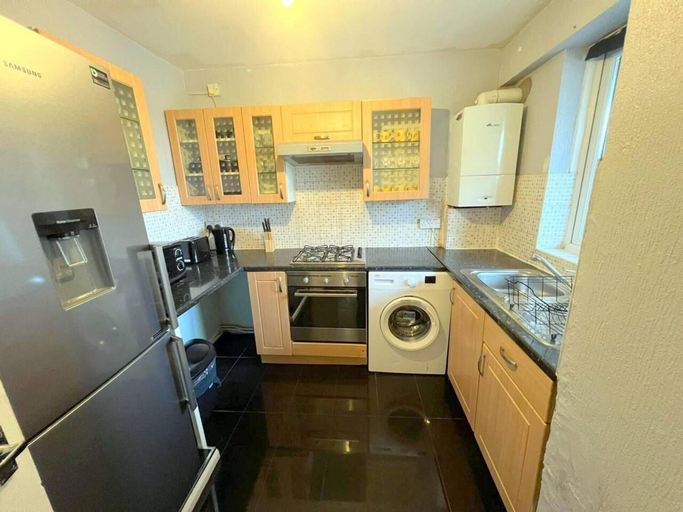 Others 4, Remarkable 2-bed Apartment in London, London