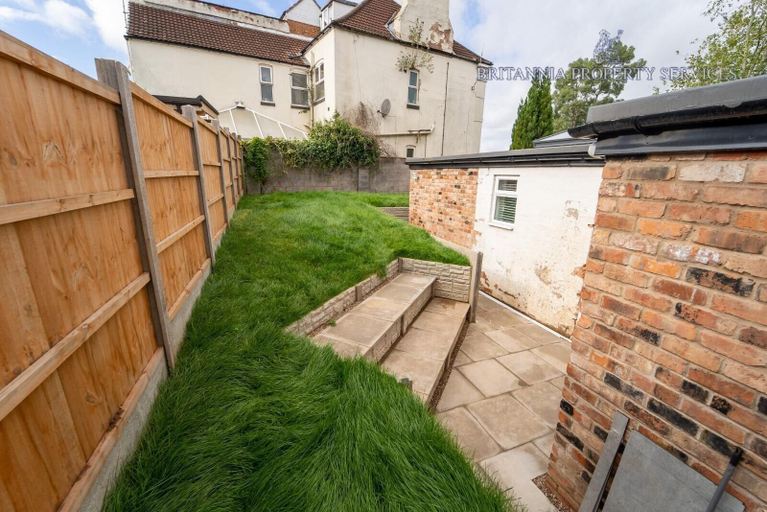 Exterior & Views, Lovely Homely Studio Available, Birmingham