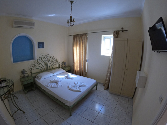 Bedroom 4, Palladion, Crete