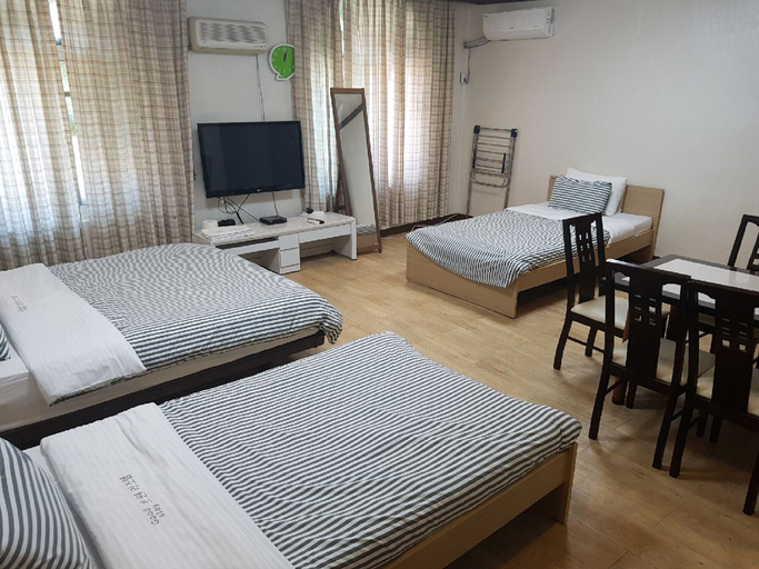 Bedroom 3, Green Resortel, Sokcho