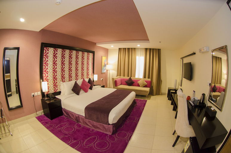 Bedroom 4, Swiss Spirit Hotel & Suites Taif, Taif