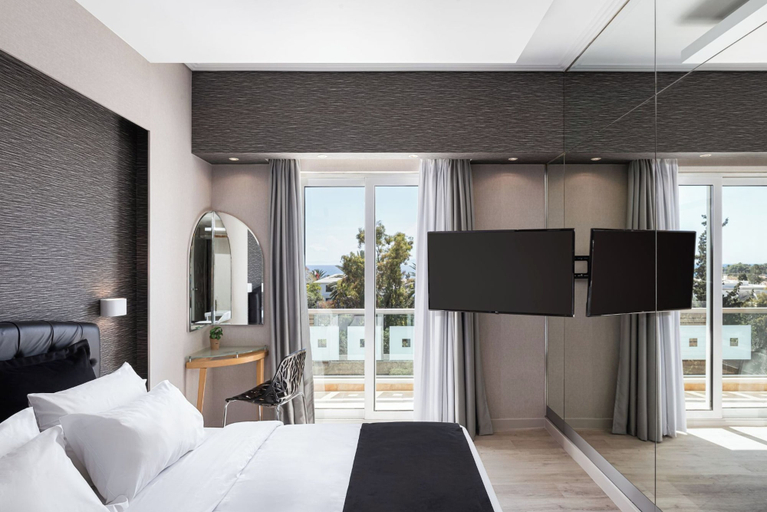 Bedroom 2, Kreoli Suites Glyfada, Attica